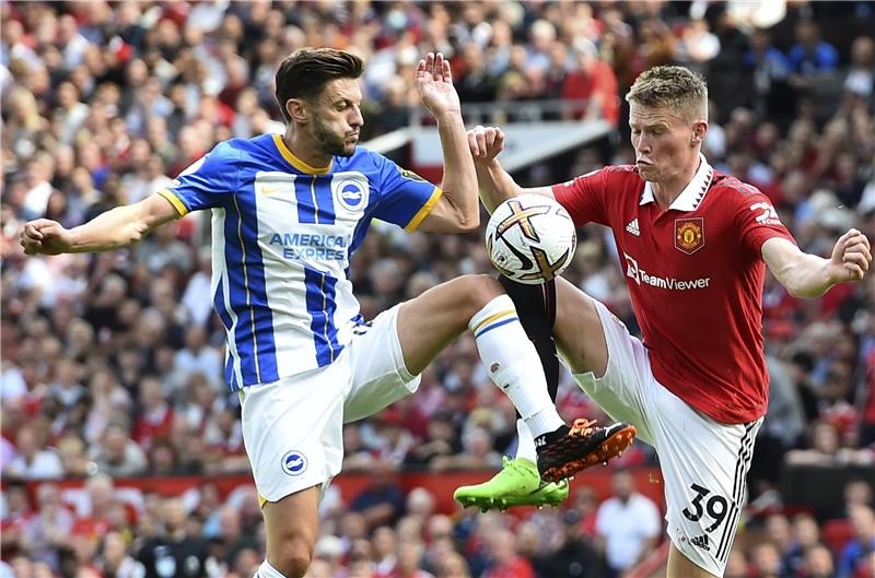 بالصور.. مانشستر يونايتد يفتتح عهد تين هاج بالسقوط أمام برايتون