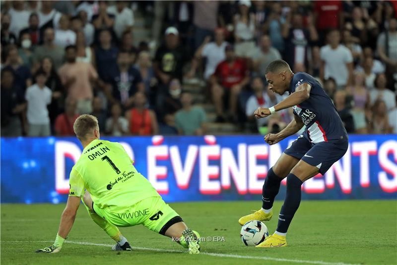 بالصور: نيمار يلمع في استعراض باريسي ضد مونبيلييه