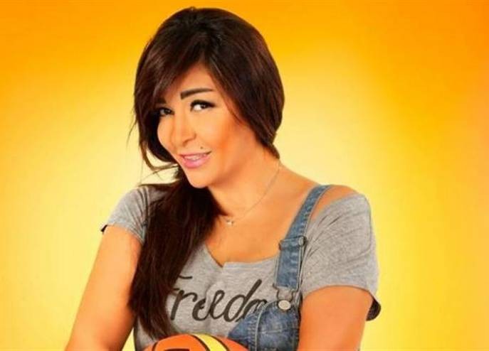 بالفيديو: جيهان قمري تهاجم ياسمين صبري.. "فاشلة لكنها مزة جامدة جدا"