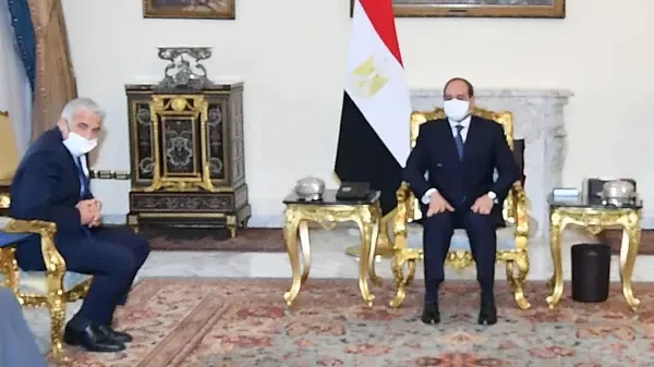 صحيفة تنفي وجود أزمة في العلاقات بين "إسرائيل" ومصر