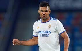 هل يلحق كاسيميرو بموقعة مانشستر يونايتد وليفربول؟