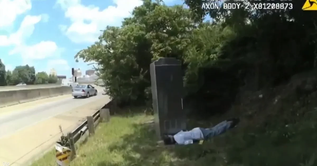 بالفيديو: 100 مليون دولار تعويض لمتسول.. مشهد يوضح "حادثة الاضطهاد"