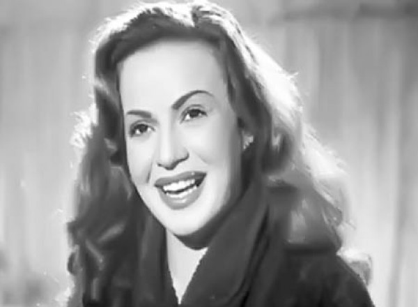 الظهور الأول لابنة الفنانة الراحلة هند رستم