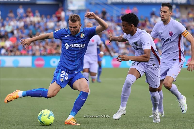 إنتر ميلان يضع نجم برشلونة على لائحة طلباته