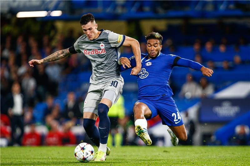 بالصور.. تعادل مخيب لتشيلسي في أول مباراة مع بوتر