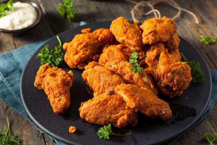 أجنحة الدجاج كنتاكي