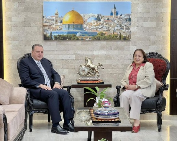 تفاصيل لقاء الكيلة مع سفير الأردن لدى فلسطين