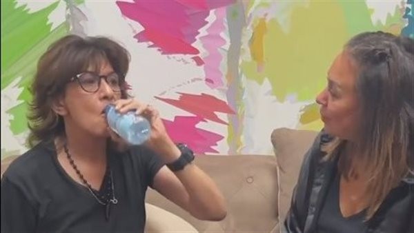 تعليق غير متوقع من سماح أنور بعد شرب المياه لأول مرة منذ 17 عام