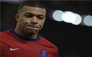 حقيقة تفجر أزمة بين مبابي وديشامب