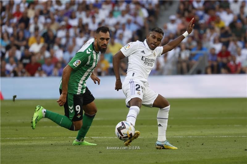 بالصور.. ثنائية برازيلية تقود ريال مدريد للفوز على بيتيس