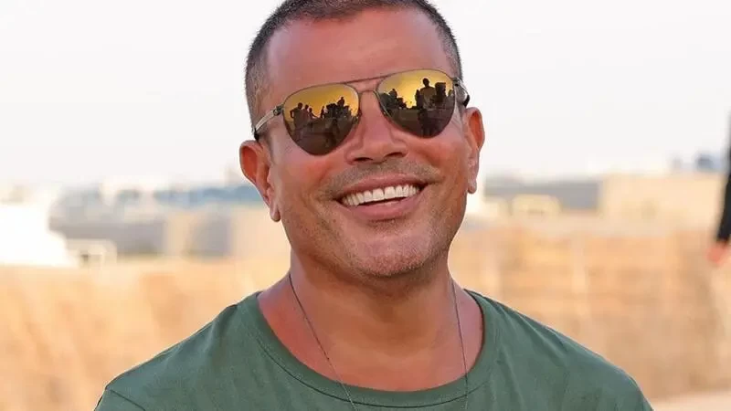 عمرو دياب يتابع فنانين اثنين فقط على "إنستغرام"...تعرف عليهما