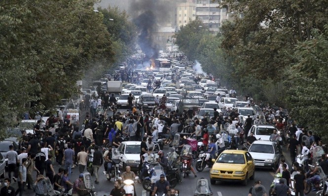 ارتفاع ضحايا الاحتجاجات في إيران لـ35 شخصًا