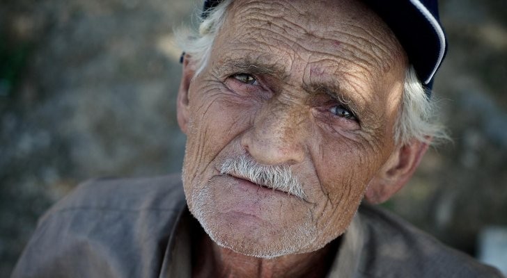 الإحصاء: 5.5% من السكان في فلسطين هم من فئة كبار السن