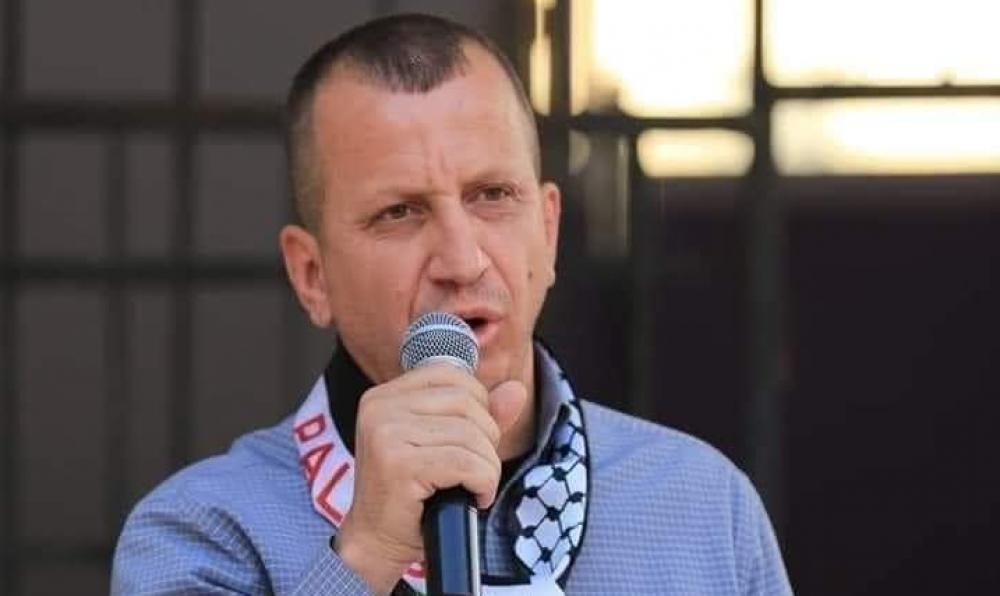 الاحتلال يُجدد الاعتقال الإداري للأسير نائل أبو العسل من أريحا للمرة الثالثة