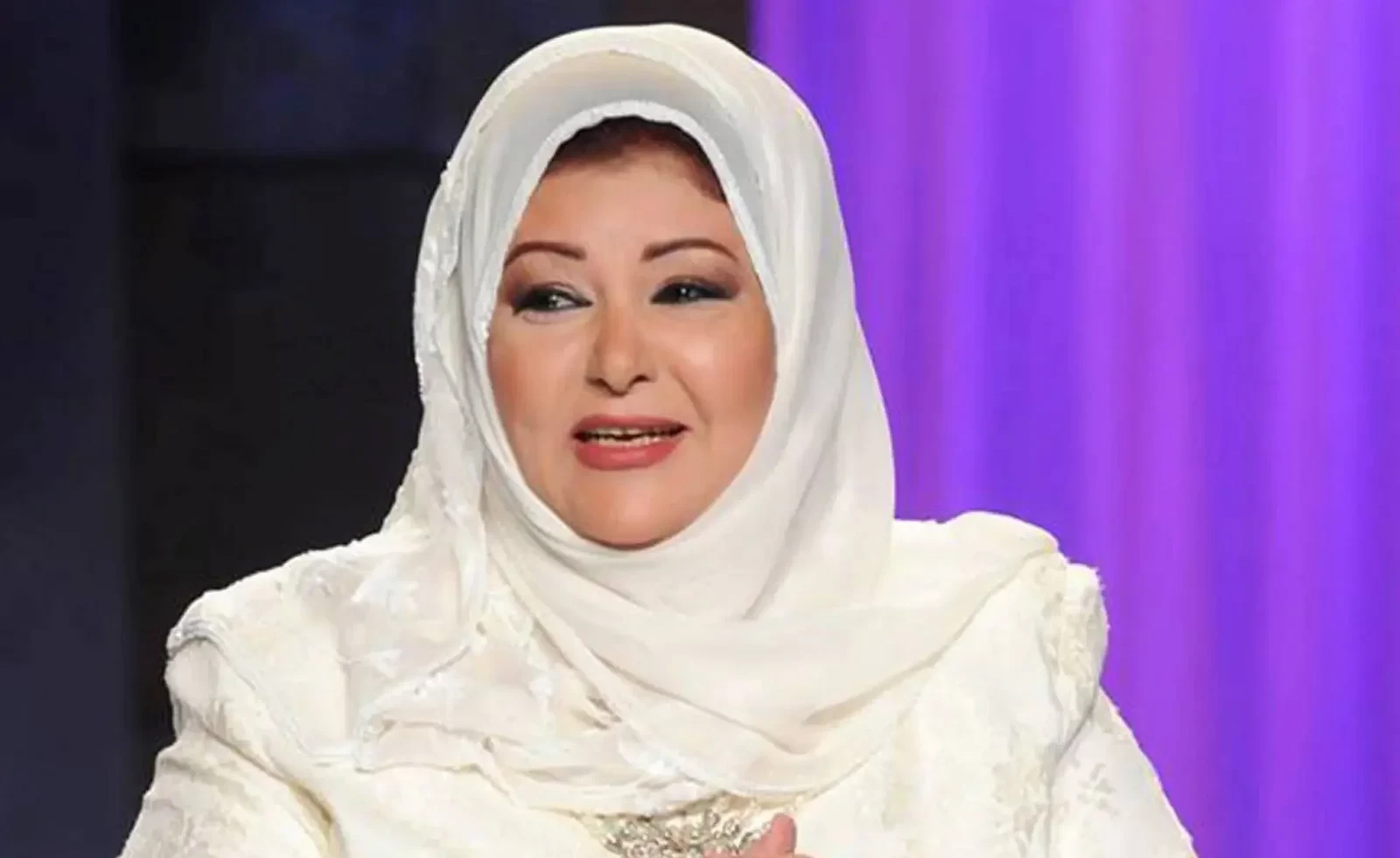 عفاف شعيب تفتح النيران على رضوى الشربيني"خرابة بيوت"