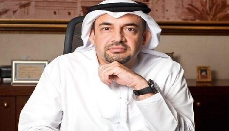 بسبب آرائه الرافضة للشذوذ