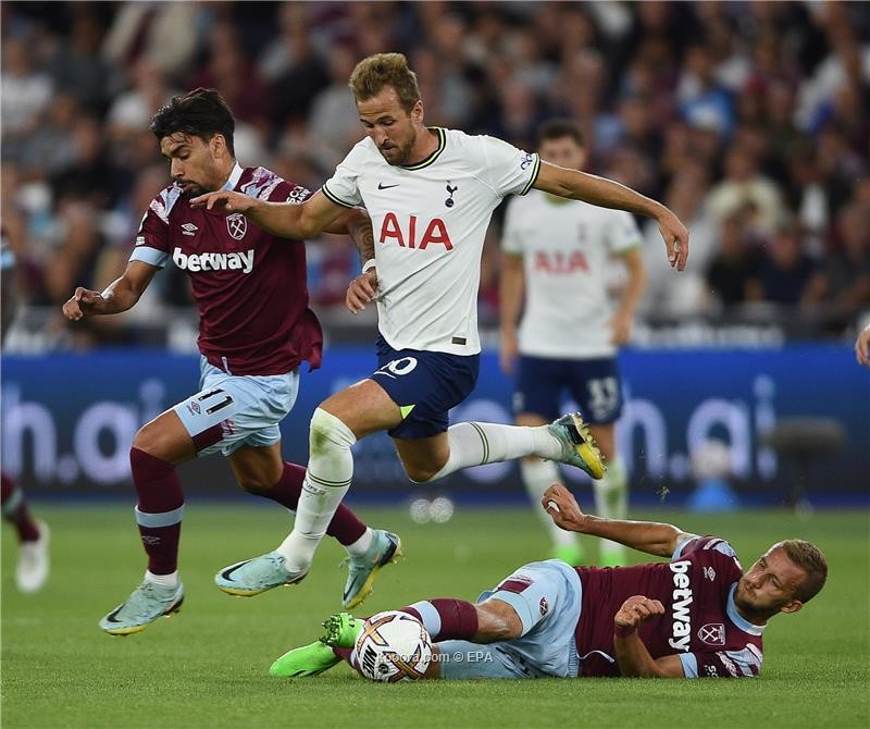 بالصور.. وست هام يخطف نقطة من توتنهام