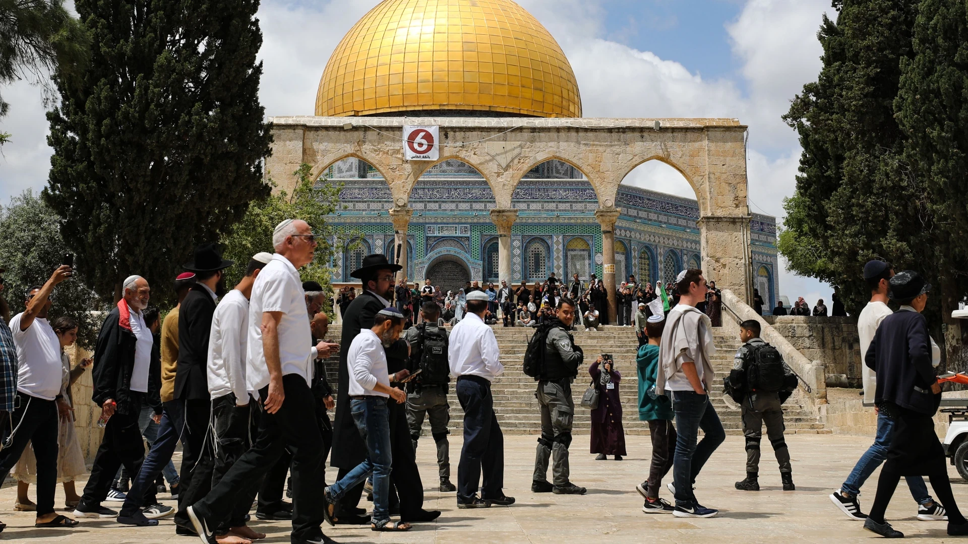 "علماء فلسطين" تُحذّر من اقتحام واسع للأقصى خلال الأسبوع الحالي