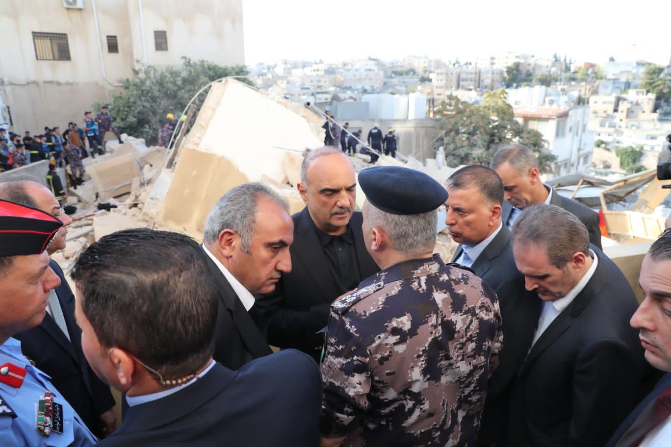 ارتفاع حصيلة وفيات حادث انهيار المبنى السكني في عمان