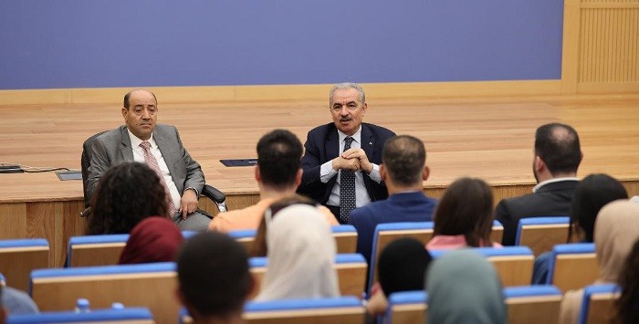 اشتية: نسبة البطالة في فلسطين انخفضت مؤخرًا عما كانت عليه