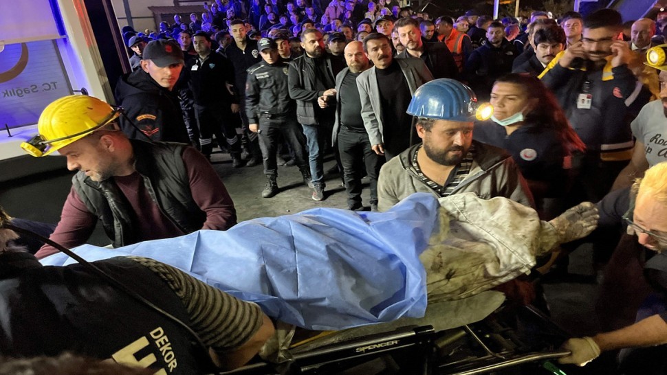 مصرع 28 شخصًا جراء انفجار منجم للفحم في تركيا