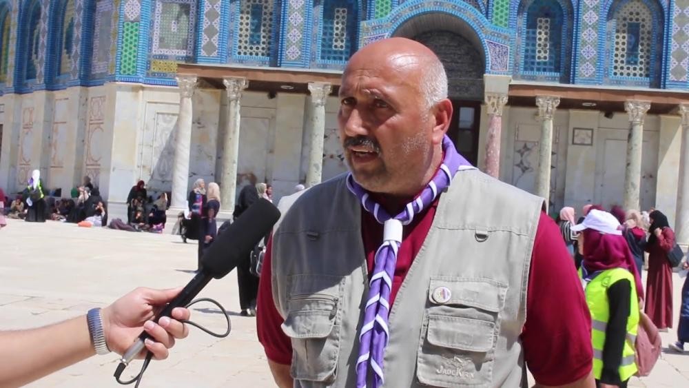 الاحتلال يُقرر إبعاد رئيس مفوضية كشافة القدس عن الأقصى لمدة 15 يومًا
