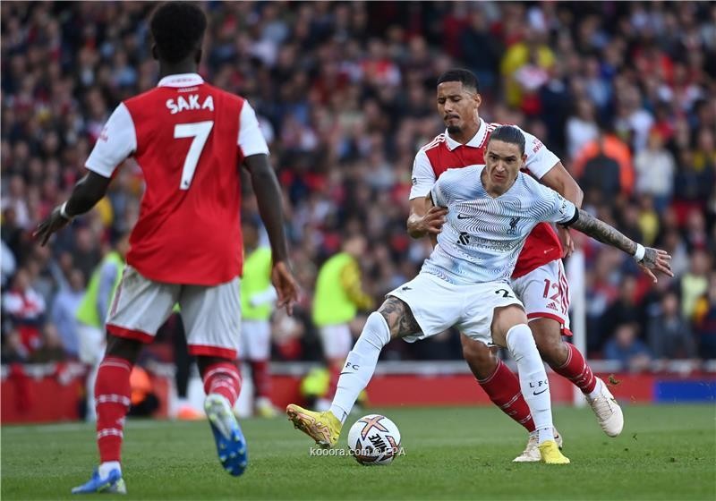 بالصور: آرسنال يقهر ليفربول ويستعيد صدارة البريميرليج