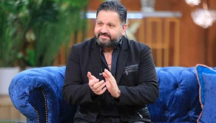 إدوارد يفضح عامل النظافة بعد واقعة طرده من مطعم