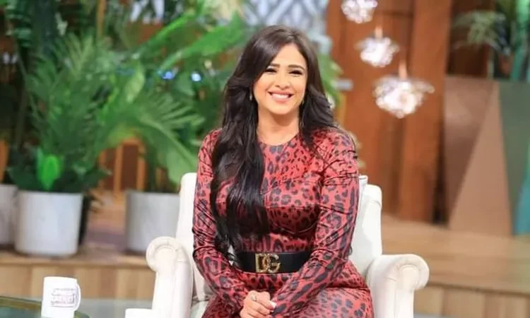 ياسمين عبد العزيز بالحجاب في أحدث ظهور