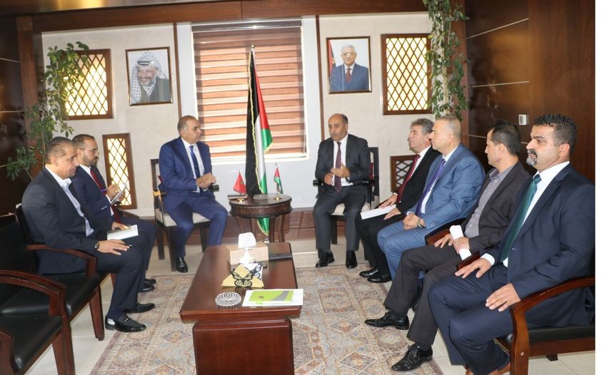 الوزير عطاري يلتقي بسفير المغرب لدى فلسطين