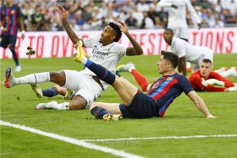 بالصور: ريال مدريد ينتزع الصدارة بثلاث ضربات لبرشلونة