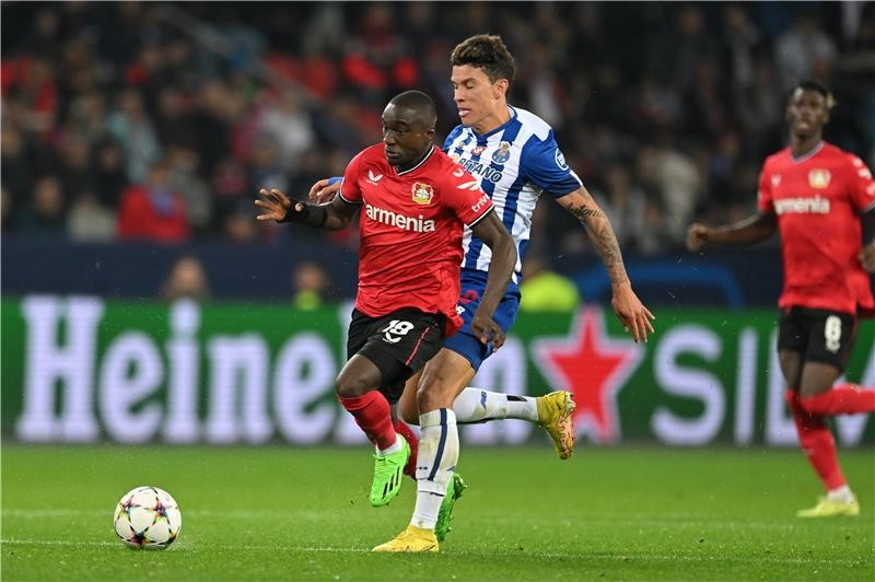 بالصور : بورتو يكتسح ليفركوزن بثلاثية نظيفة