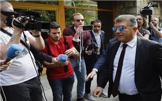 الكشف عن العقوبة المتوقعة للابورتا بعد اقتحام غرفة حكام الكلاسيكو