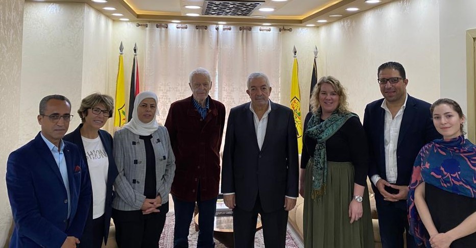 العالول يطلع وفدًا سويديًا على آخر المستجدات الفلسطينية