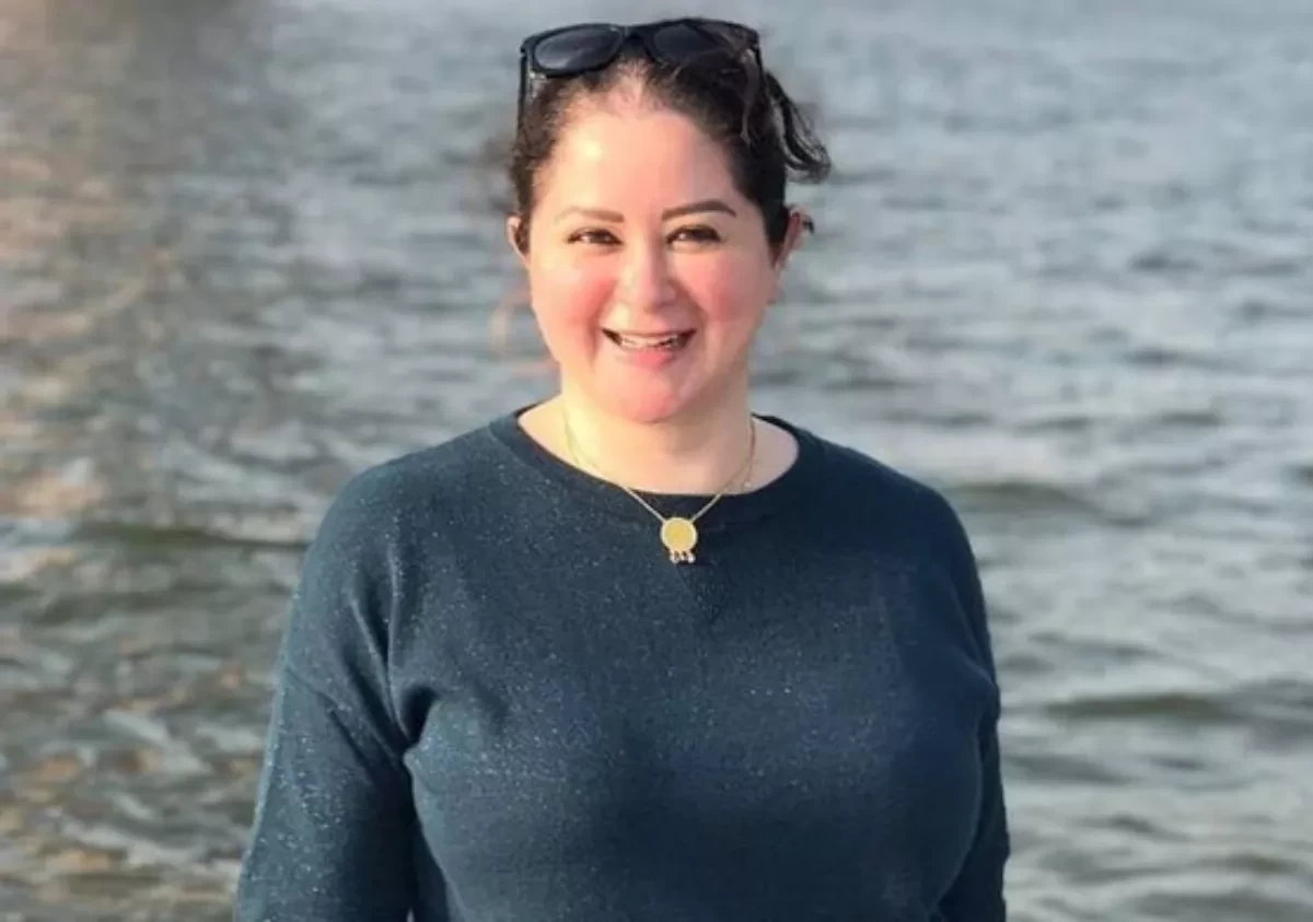 مى نور الشريف تحتفل بعيد ميلاد والدتها بوسى: نعمل ذكريات جديدة حلوة