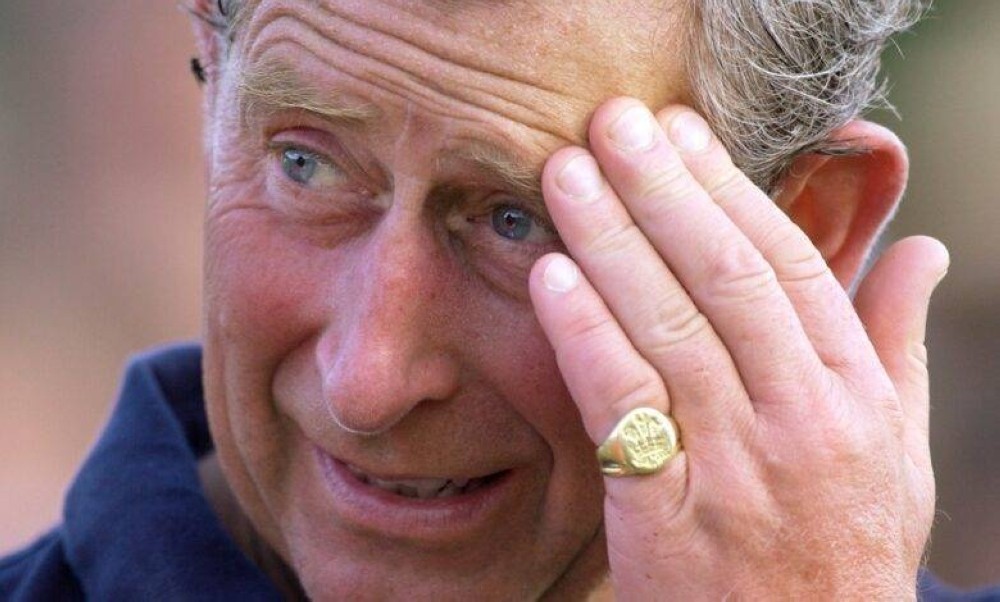 قصة خاتم الملك تشارلز.. عمره 175 عاما