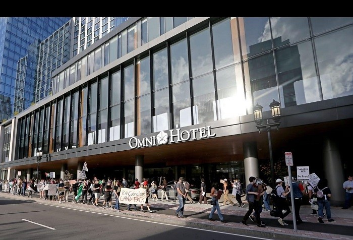 بوسطن: تظاهرة تُطالب بإغلاق مؤسسات أمريكية تمول الاستيطان