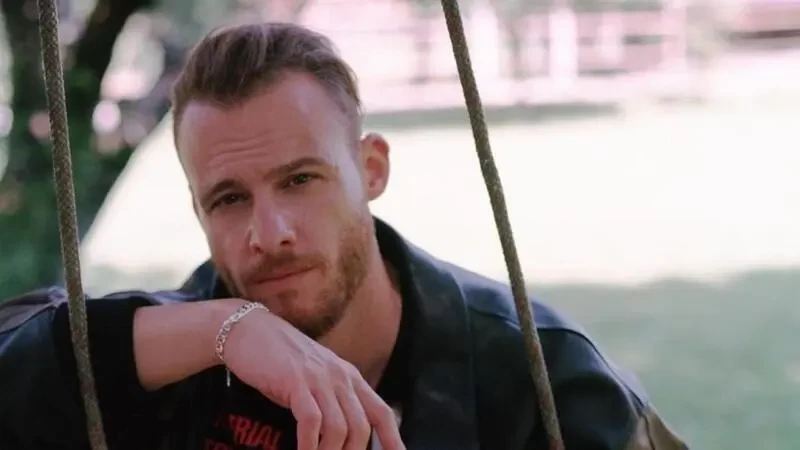 شاهد: كرم بورسين يستمتع بزيارته لـ شرم الشيخ .. وهذا سبب تواجده في مصر