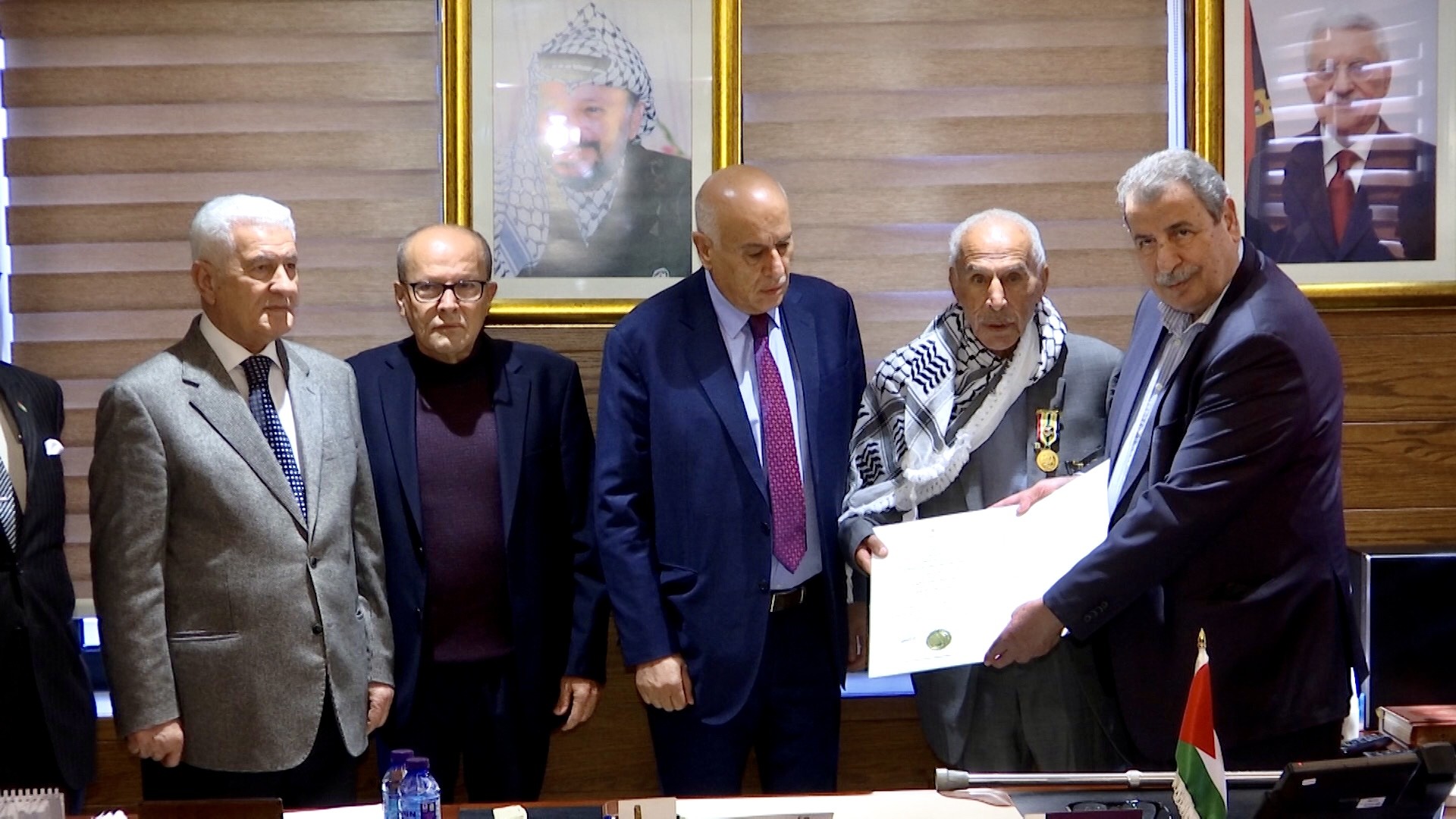 نيابة عن الرئيس عباس