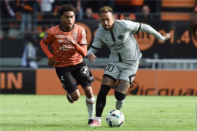 بالصور.. نيمار ينقذ سان جيرمان من عاصفة لوريان