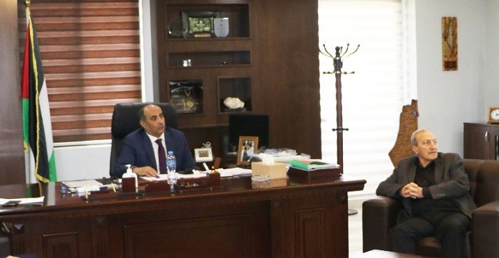 عطاري يترأس اجتماعًا لبحث آليات تسويق زيت الزيتون