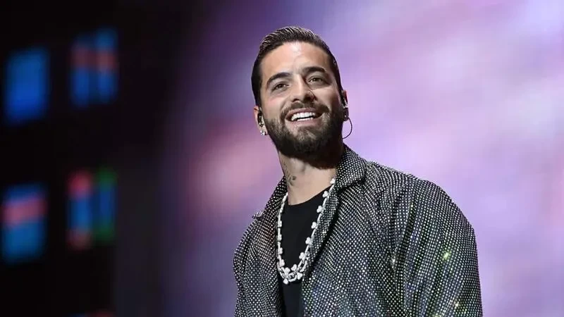 بالفيديو: نجم أغنية مونديال قطر 2022 "مالوما" ينسحب من مقابلة على الهواء بسبب قطر