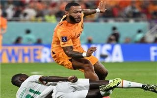 برشلونة يوافق على بيع مهاجمه لعملاق البريميرليج