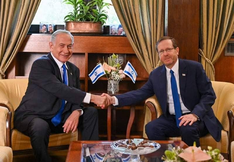 الإعلام العبري يكشف تفاصيل اجتماع نتنياهو وهرتسوغ