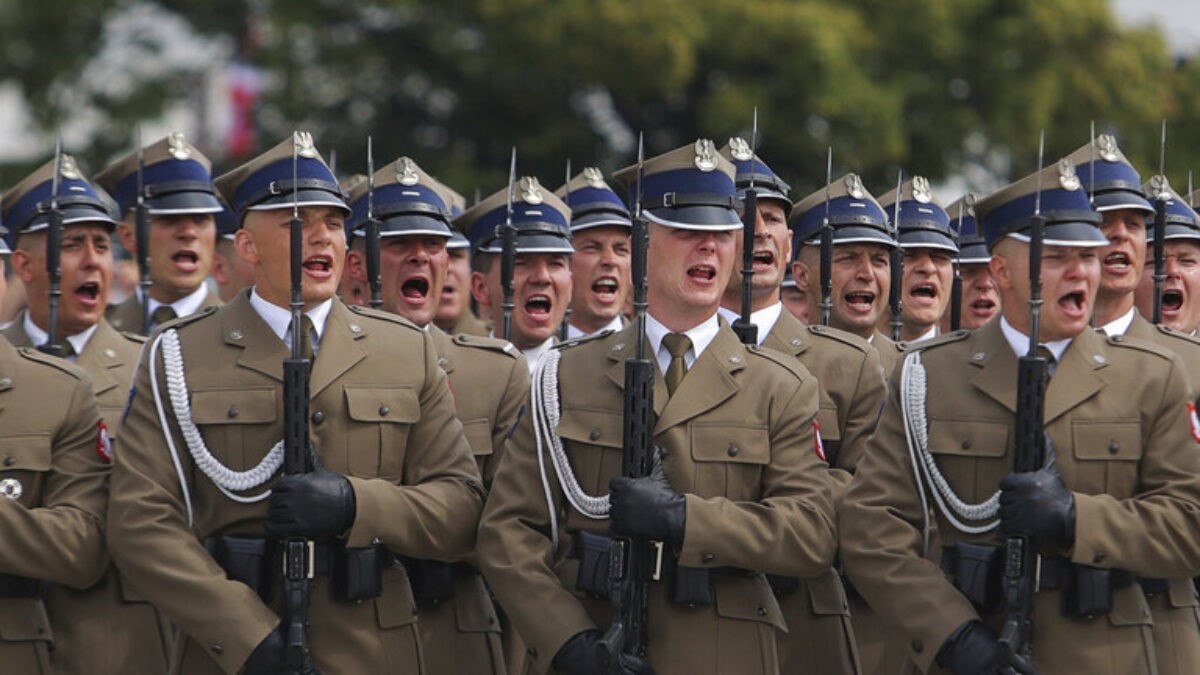 عقب القصف الروسي