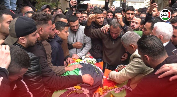 بالفيديو: جماهير شعبنا تُشيّع جثماني الشقيقين جواد وظافر الريماوي في رام الله