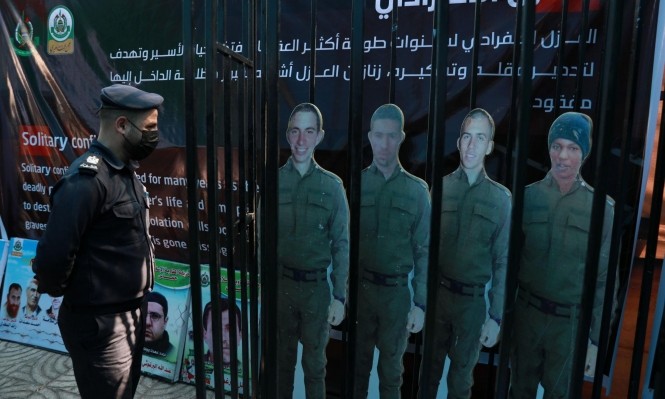 تقرير: "حماس" تُعيد ملف تبادل الأسرى إلى الواجهة من جديد.. ما الأسباب والنتائج المتوقعة؟!