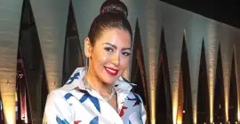 لقاء الخميسي تهاجم النقاب