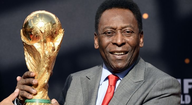 وفاة أسطورة كرة القدم البرازيلية بيليه