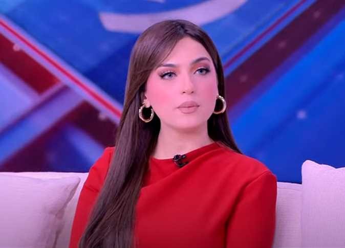 القصة الكاملة.. عودة ياسمين عز للظهور على الشاشة من جديد